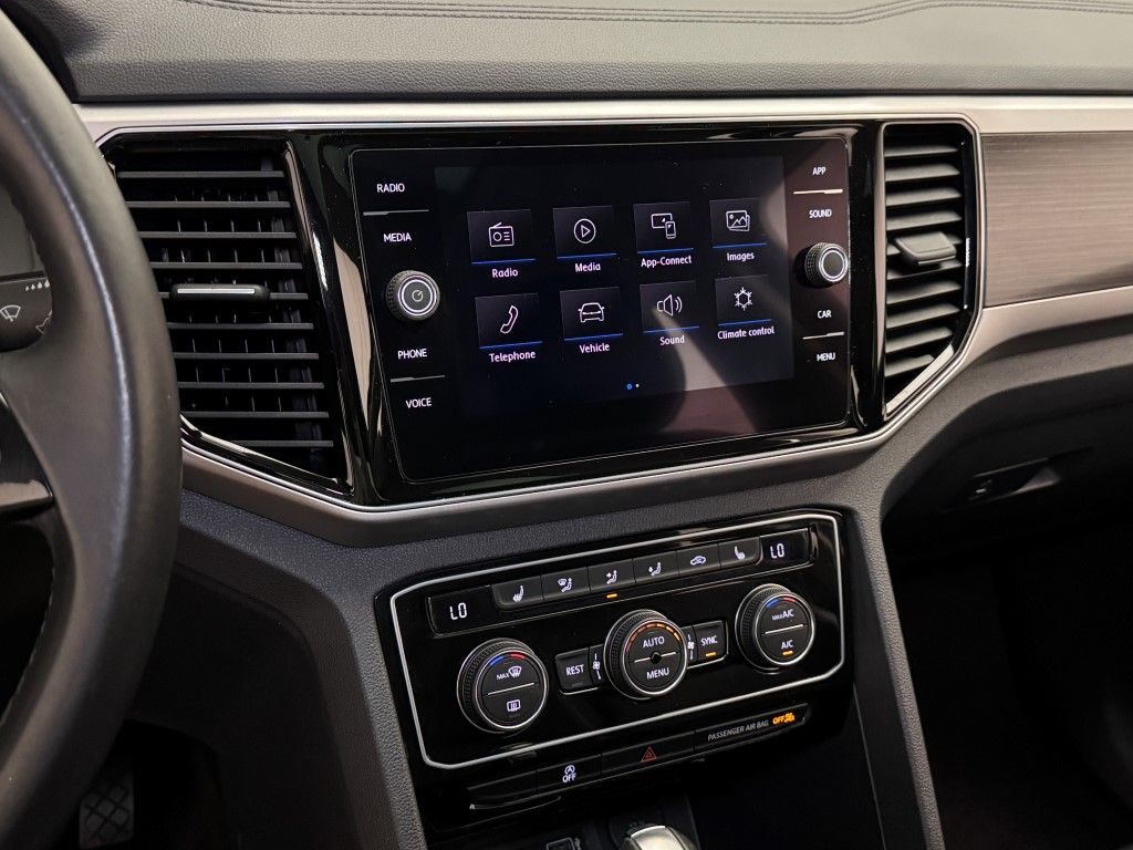 2018 Volkswagen Atlas SEL 29