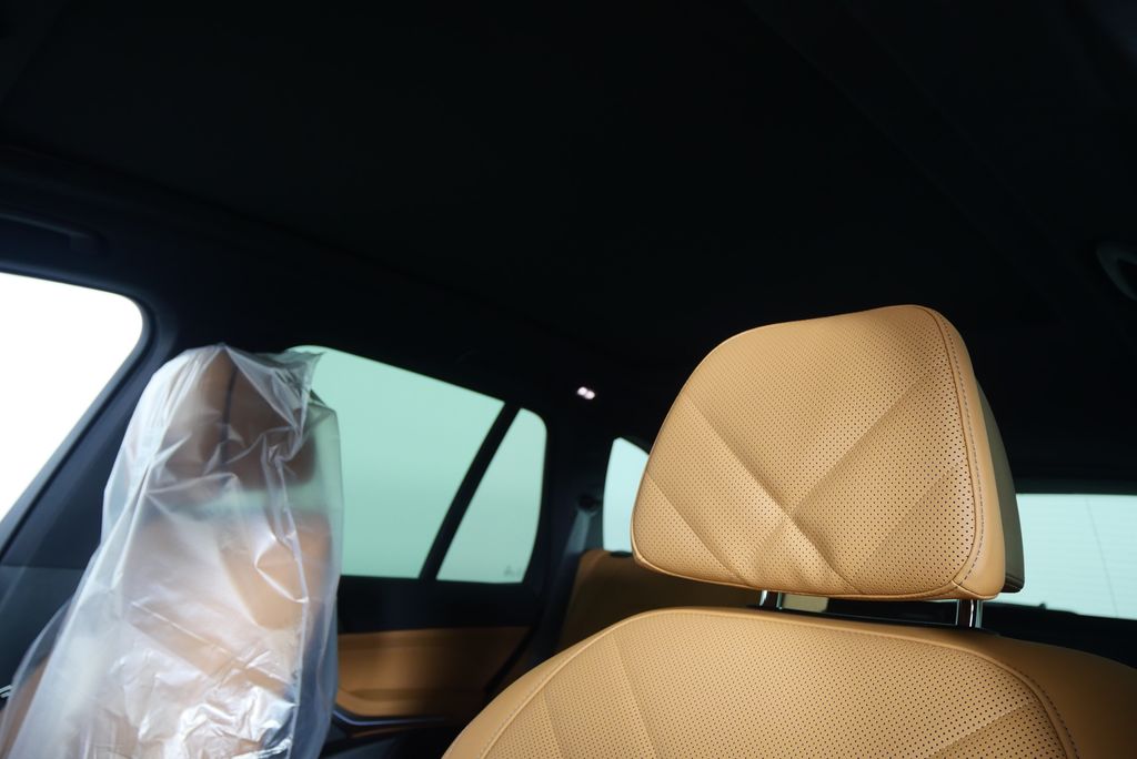 2026 BMW X5 xDrive40i 12