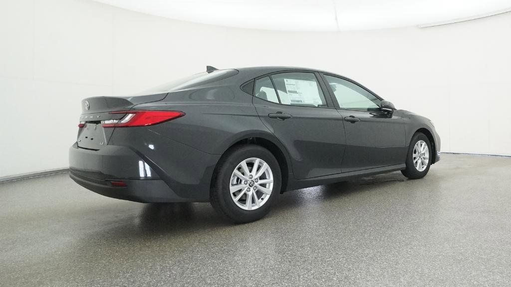Thumbnail: 2025 Toyota Camry - 29