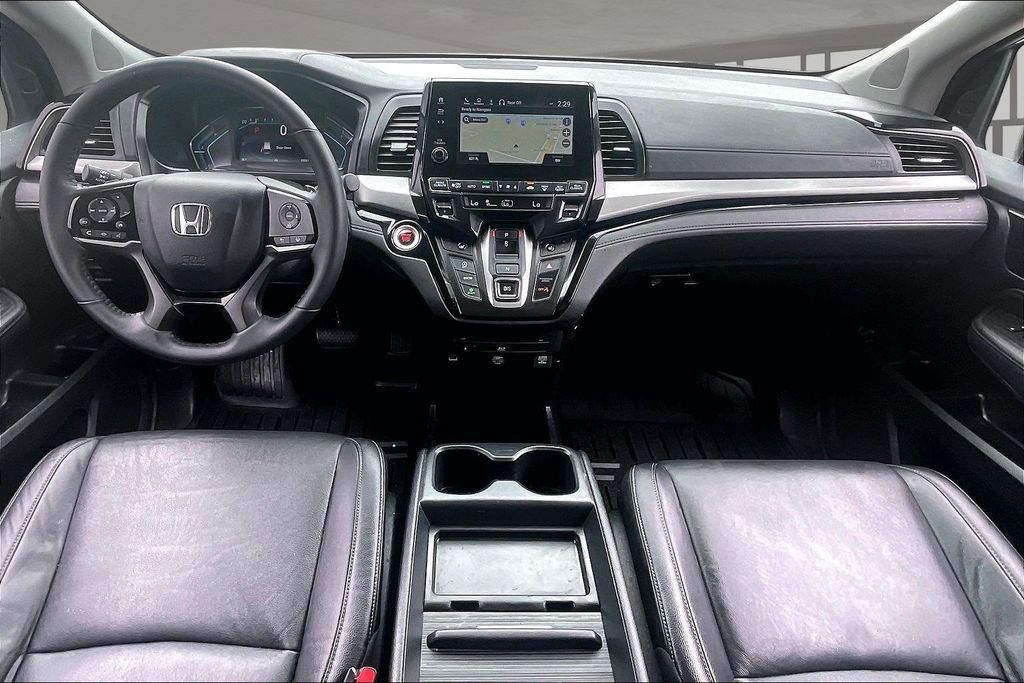 Used 2023 Honda Odyssey Van
