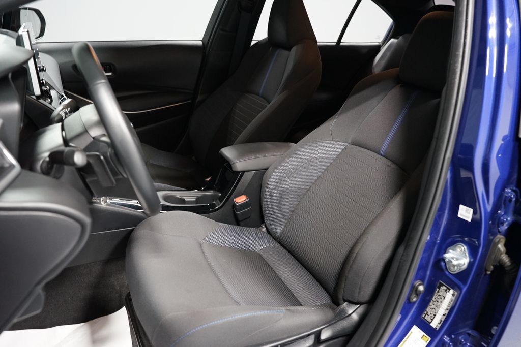 Thumbnail: 2021 Toyota Corolla - 25