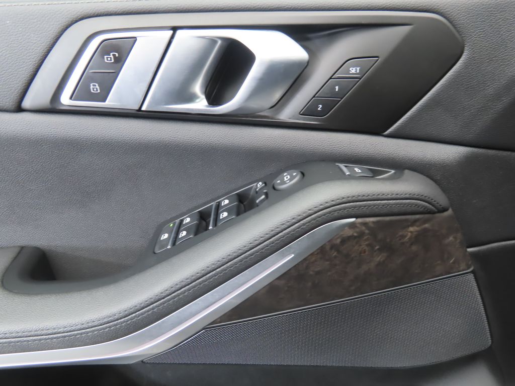 Thumbnail: 2022 BMW X5 - 24