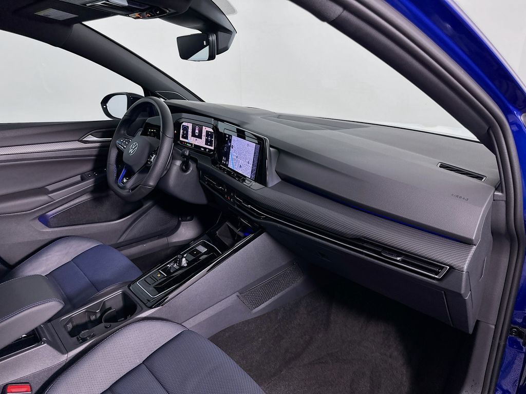 Thumbnail: 2024 Volkswagen Golf - 30