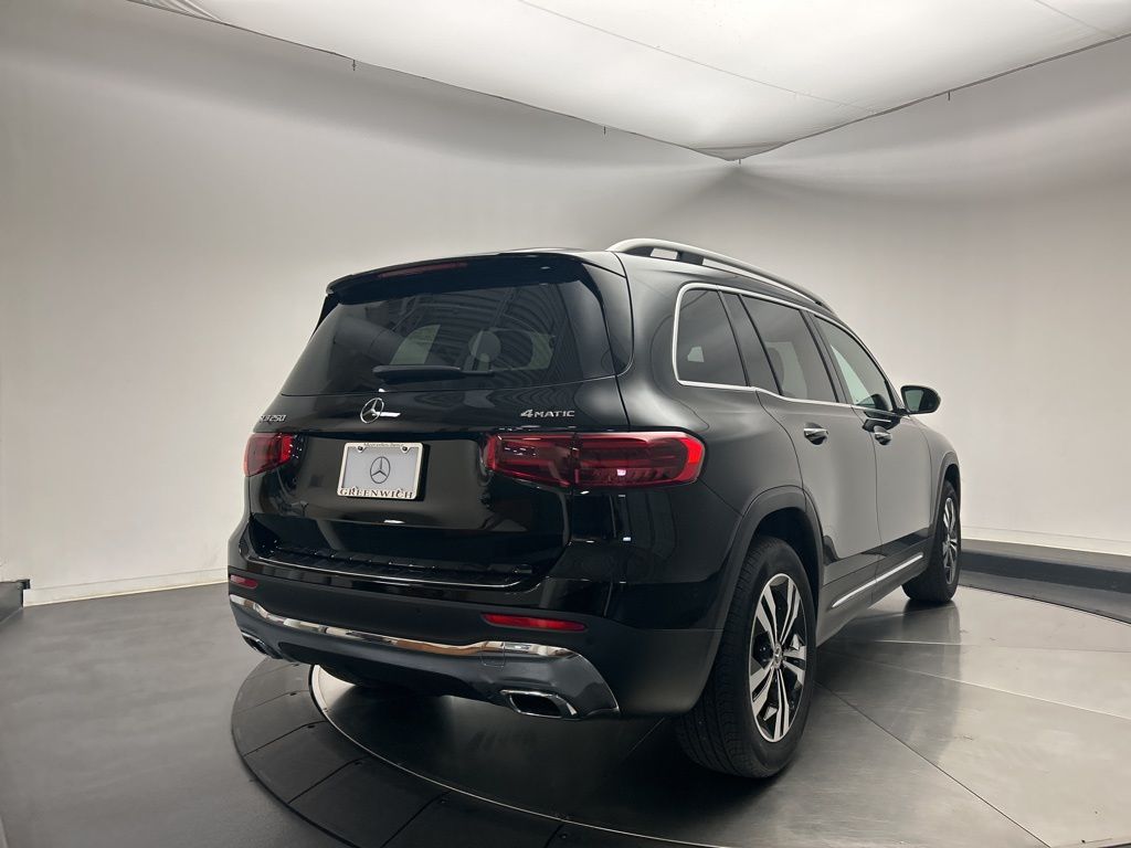 Thumbnail: 2026 Mercedes-Benz GLB - 8