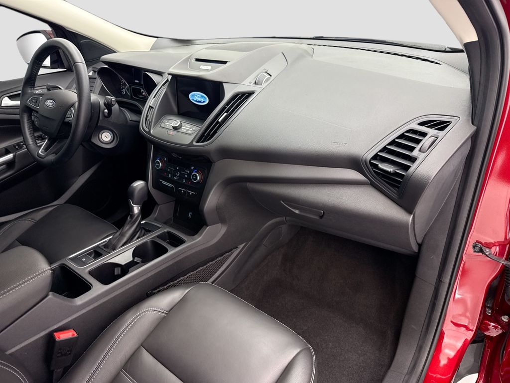 Thumbnail: 2017 Ford Escape - 15