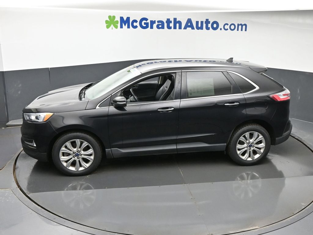 Certified Used 2022 Black Ford Titanium image 17