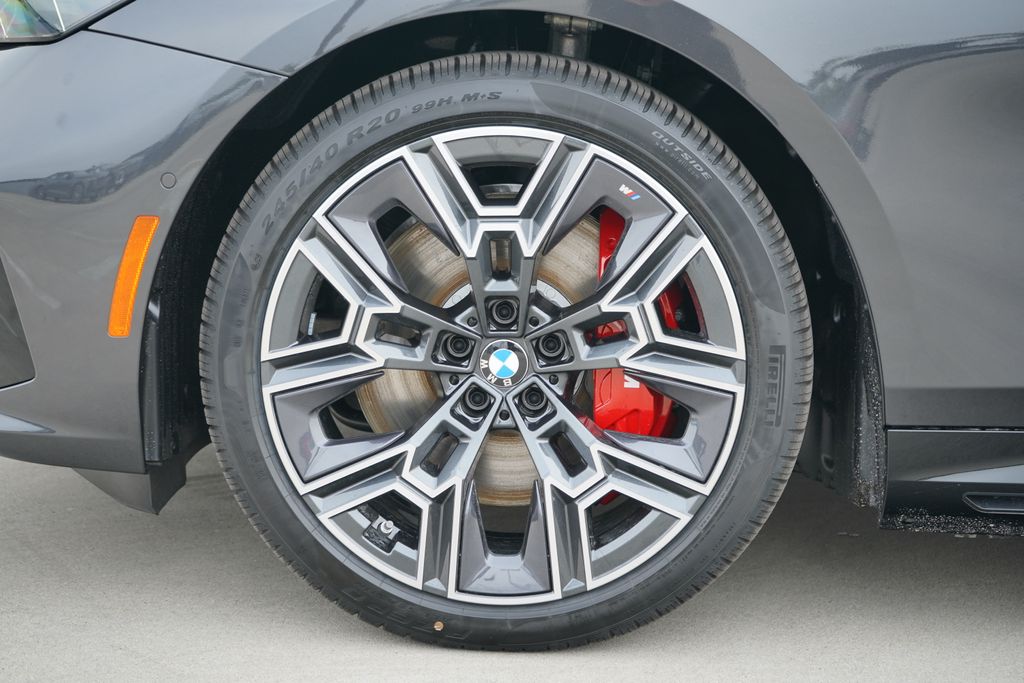 Thumbnail: 2026 BMW i5 - 5