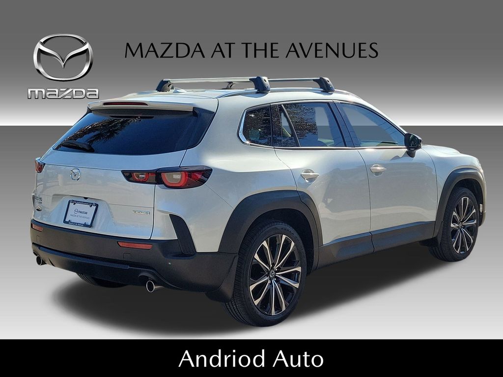 View vehicle photo 4