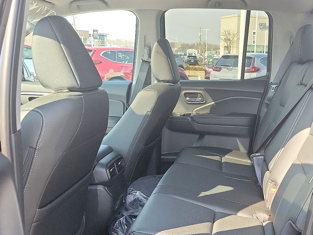 Thumbnail: 2025 Honda Ridgeline - 6