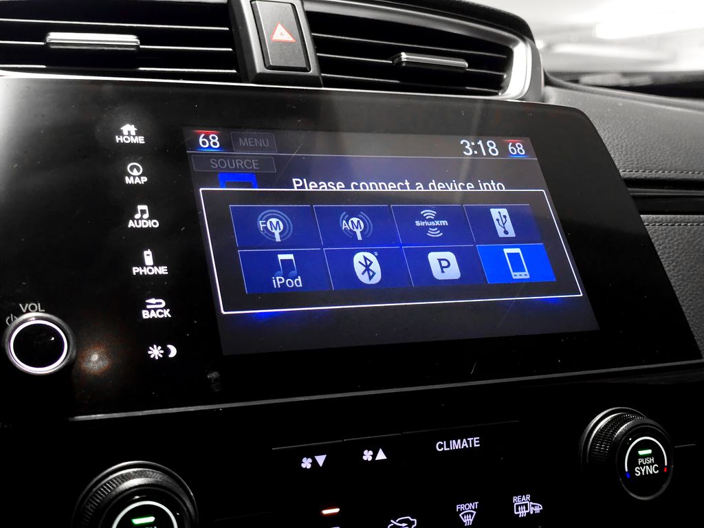 2020 Honda CR-V Hybrid Touring photo 26