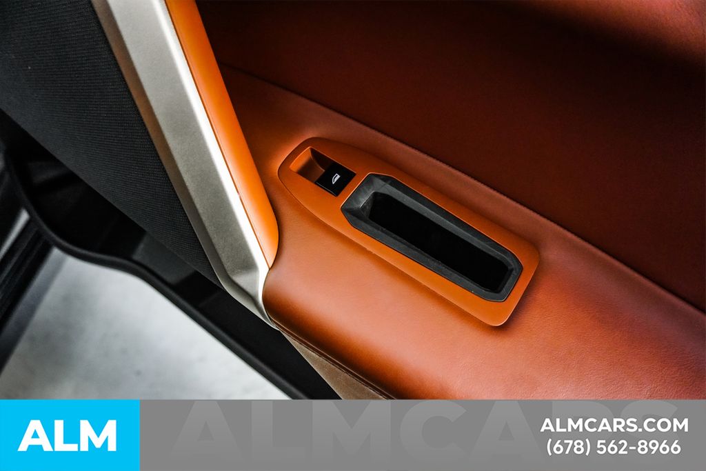 Used 2023 Black BMW M60 image 43