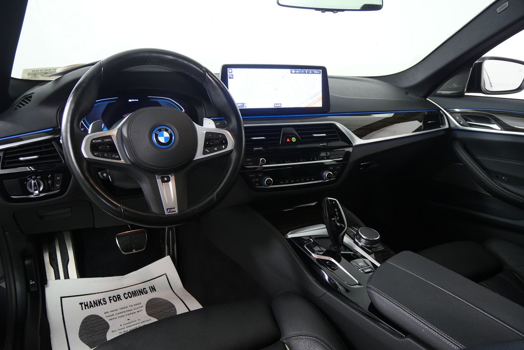 Thumbnail: 2023 BMW 5 Series - 19