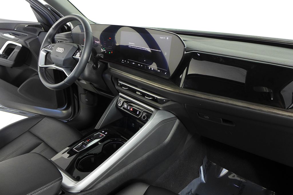 Thumbnail: 2025 Audi Q5 - 13