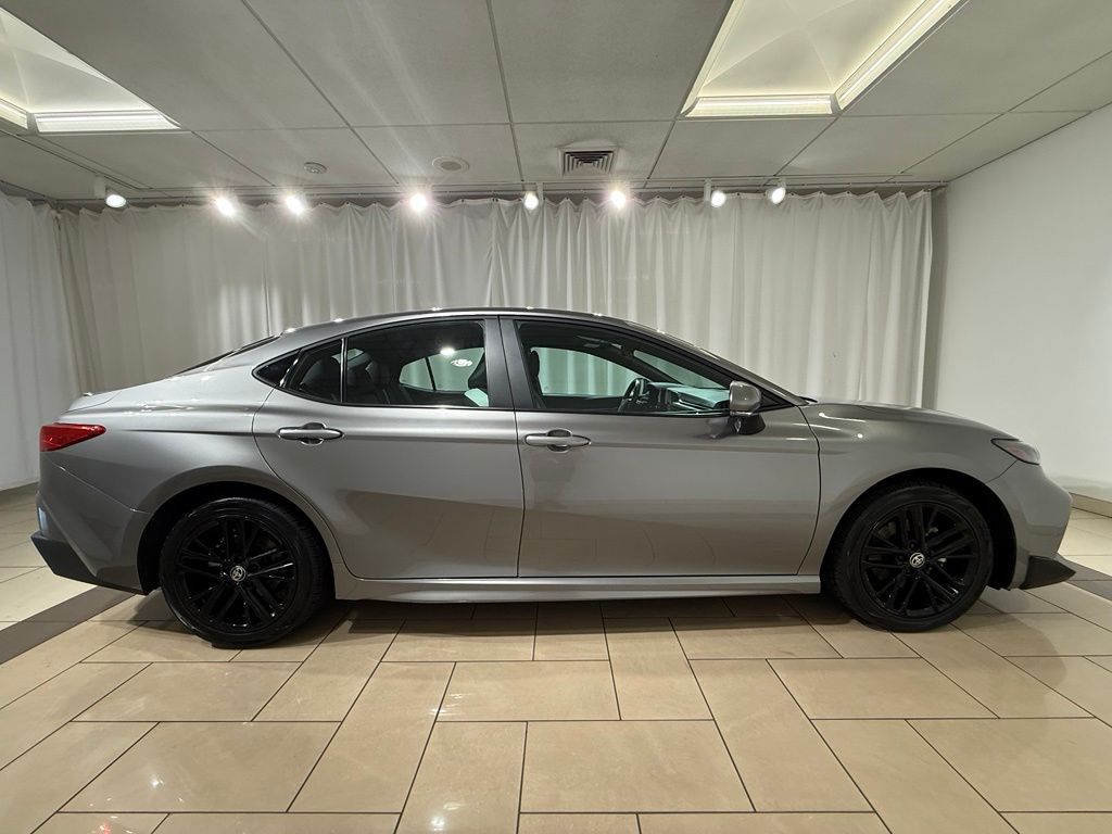 Thumbnail: 2025 Toyota Camry - 6