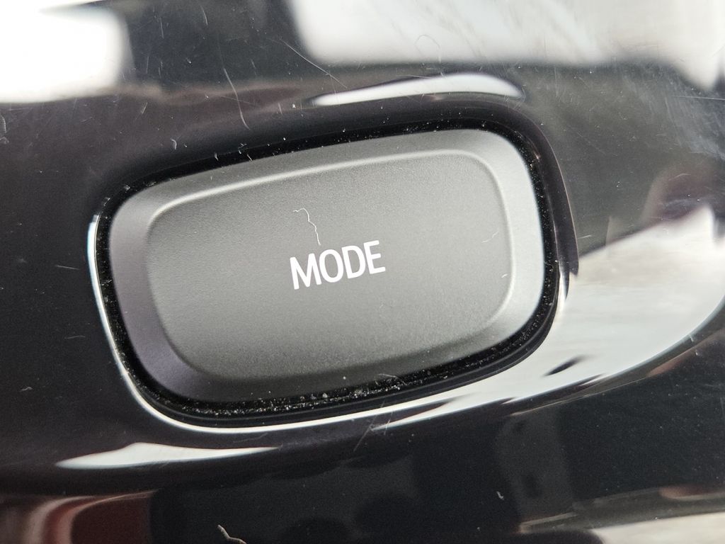 Used 2023 Gray Buick Essence image 9