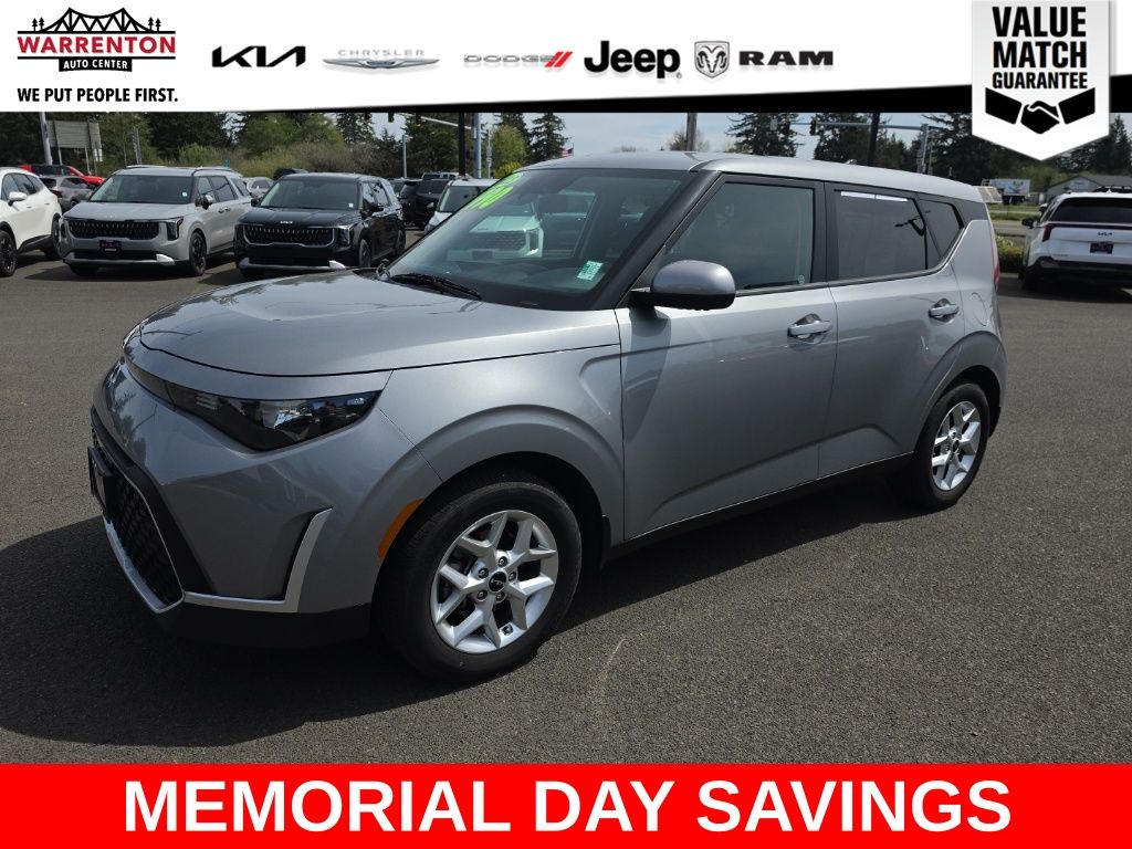 2023 Kia Soul LX