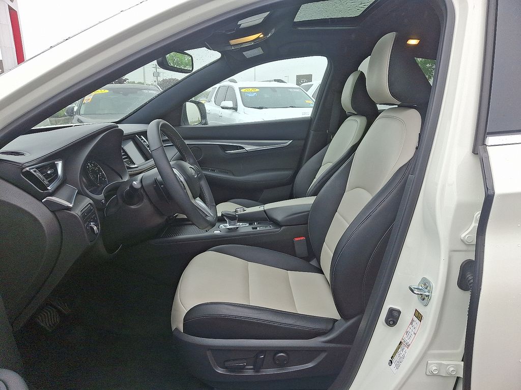 2022 INFINITI QX55 Luxe 14