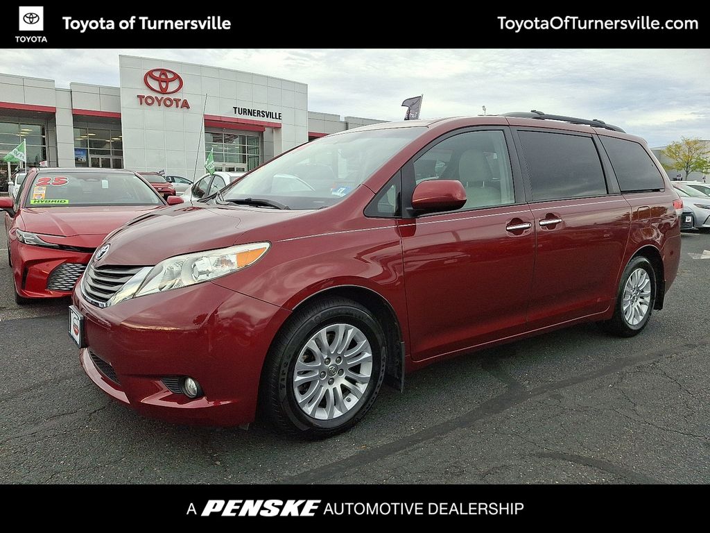 2014 Toyota Sienna XLE -
                  Turnersville, NJ