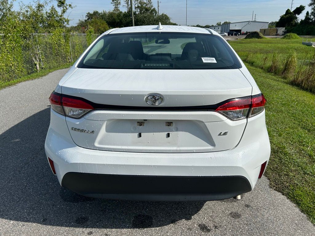 Thumbnail: 2023 Toyota Corolla - 4
