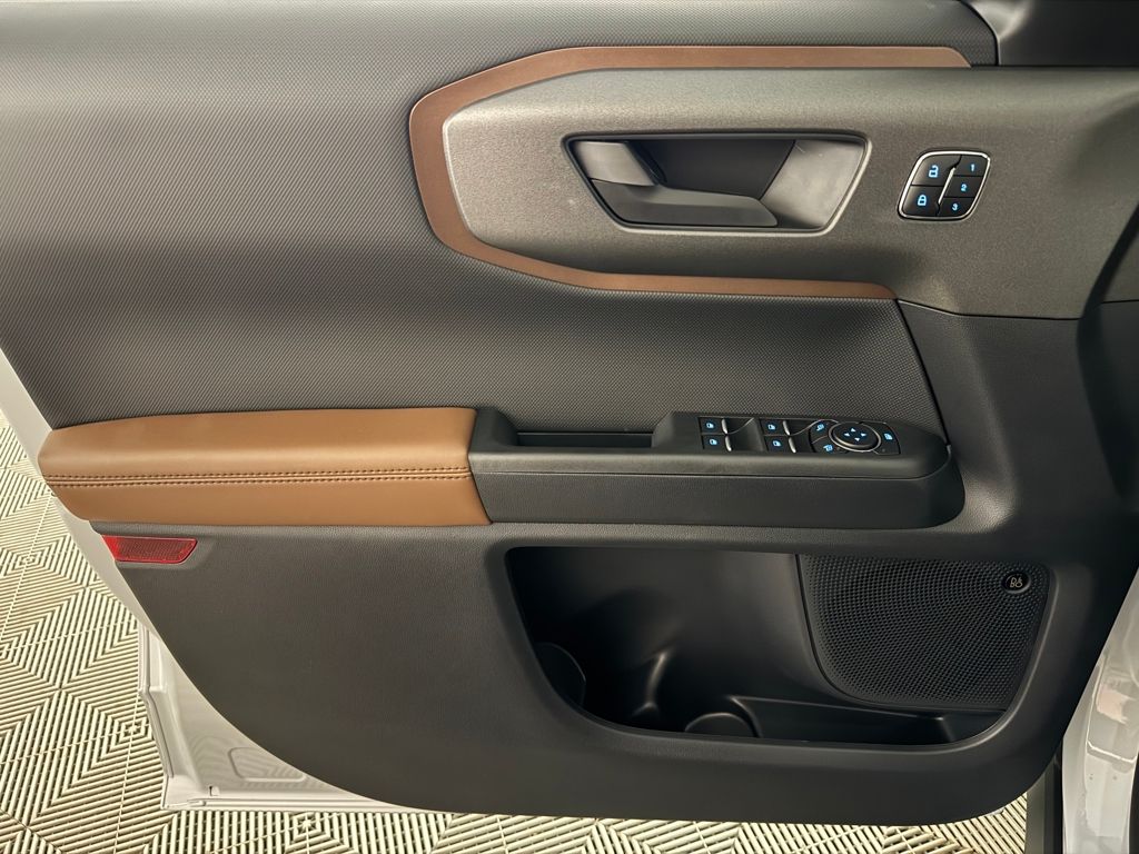 New 2026 White Ford Outer Banks image 24