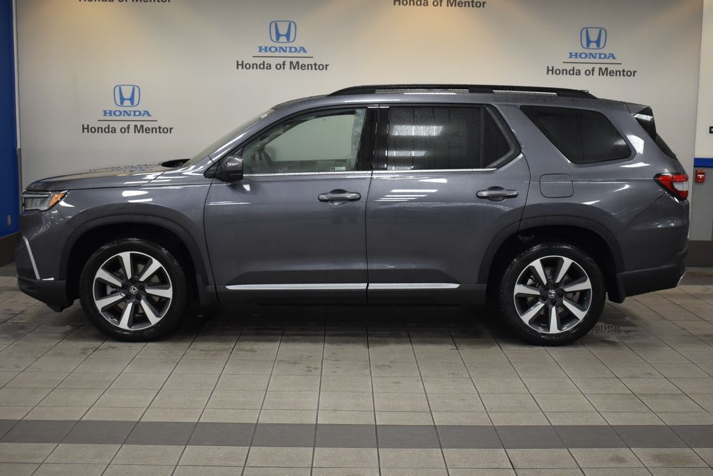 2025 Honda Pilot Touring 4