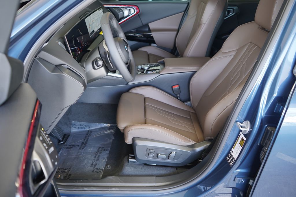 Thumbnail: 2026 BMW X3 - 10