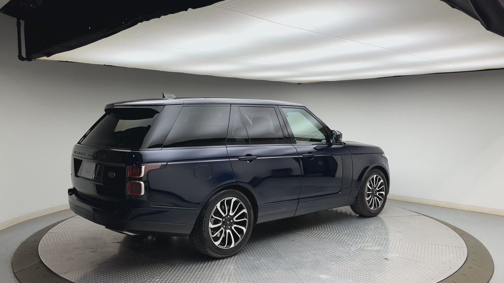 Thumbnail: 2020 Land Rover Range Rover - 2