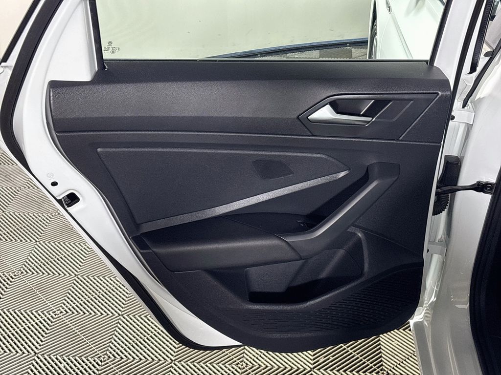 2020 Volkswagen Jetta R-Line
