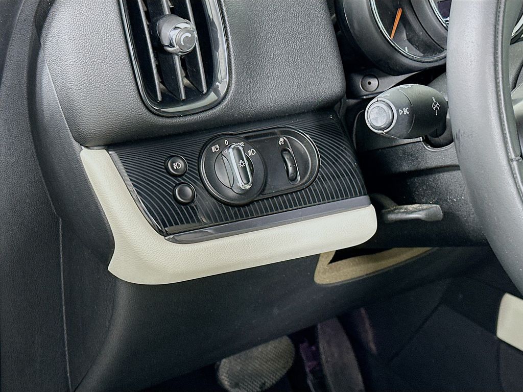 Thumbnail: 2018 MINI Cooper Countryman - 10