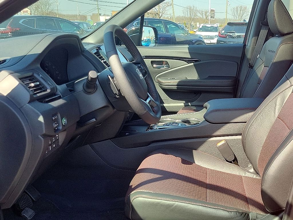 2025 Honda Ridgeline Black Edition 7