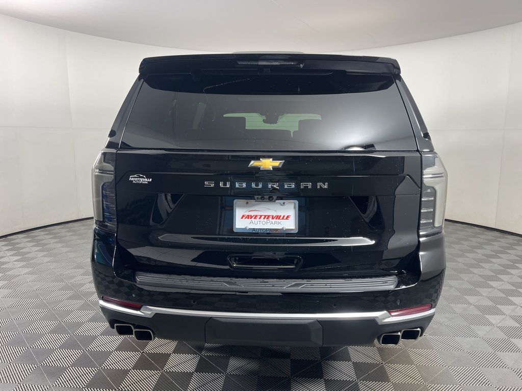Thumbnail: 2026 Chevrolet Suburban - 4