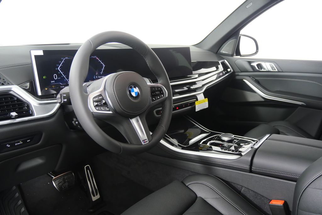 Thumbnail: 2026 BMW X5 - 12