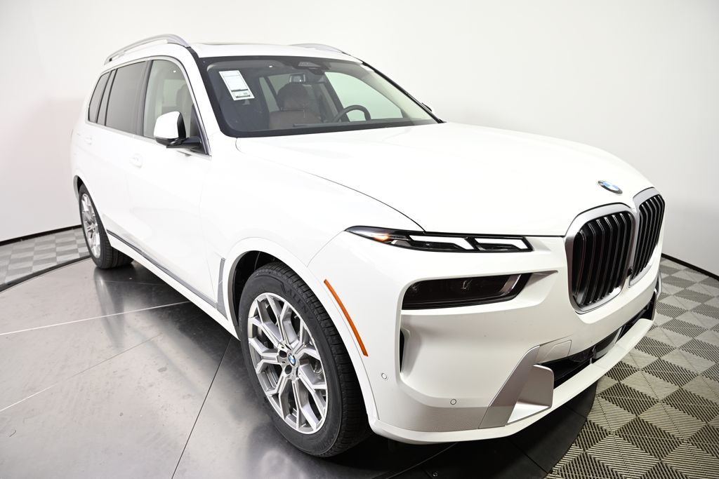 2025 BMW X7 xDrive40i 7