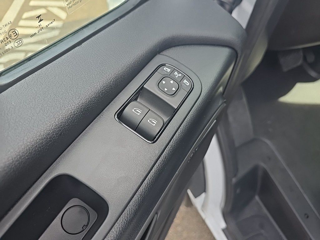 2025 Mercedes-Benz Sprinter 3500 Cargo 170 WB - 10