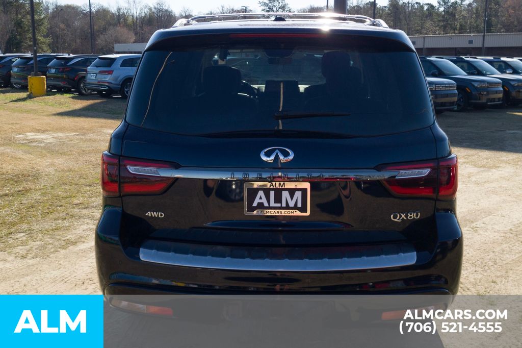Used 2022 Blue INFINITI Premium Select image 6