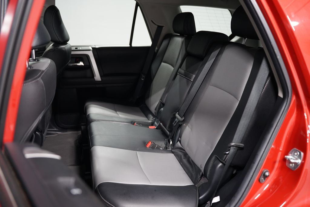 2022 Toyota 4Runner SR5 30