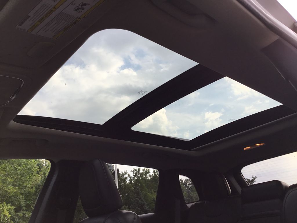 Thumbnail: 2015 Jeep Cherokee - 9