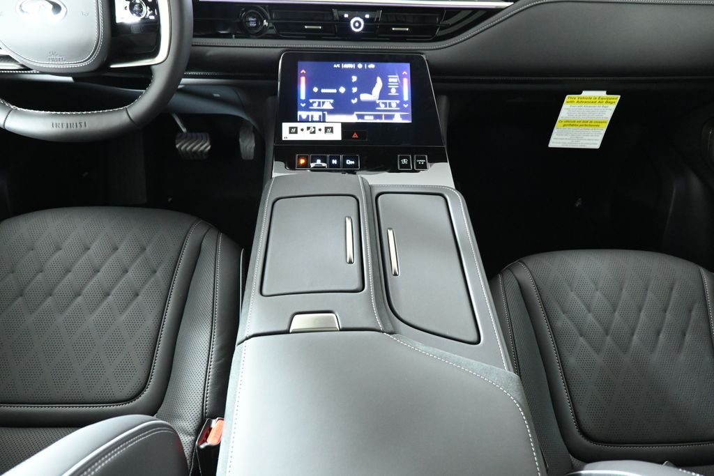 Thumbnail: 2026 INFINITI QX80 - 19