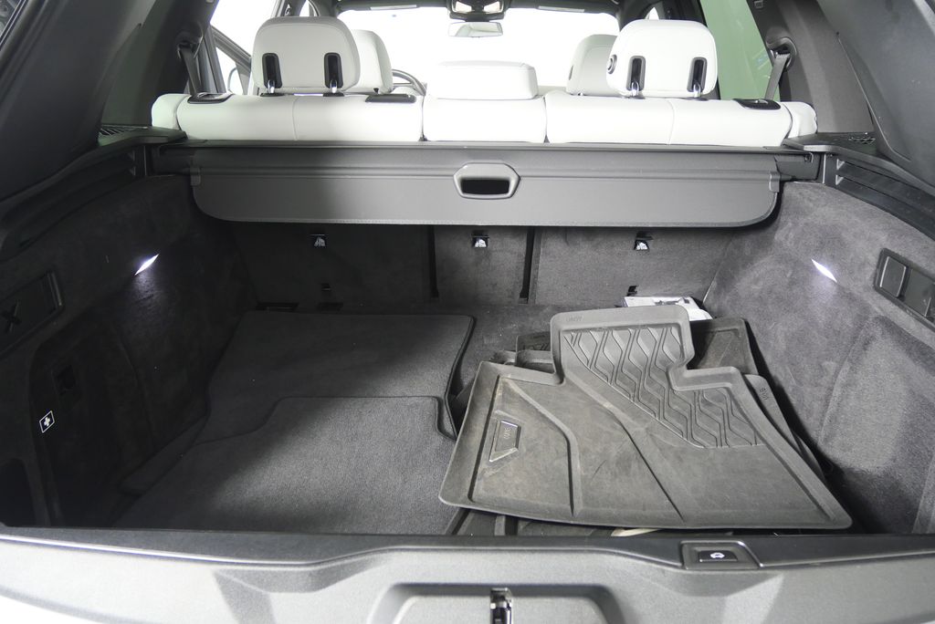 Thumbnail: 2025 BMW X5 - 17