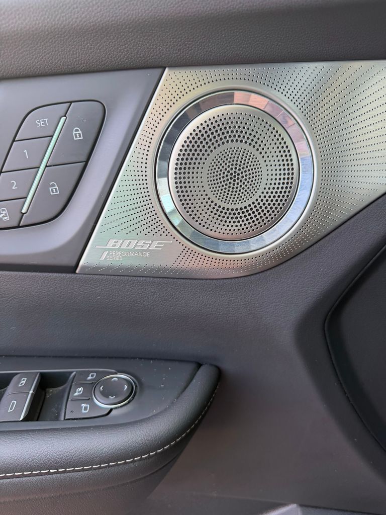 Used 2025 Buick Enclave SUV
