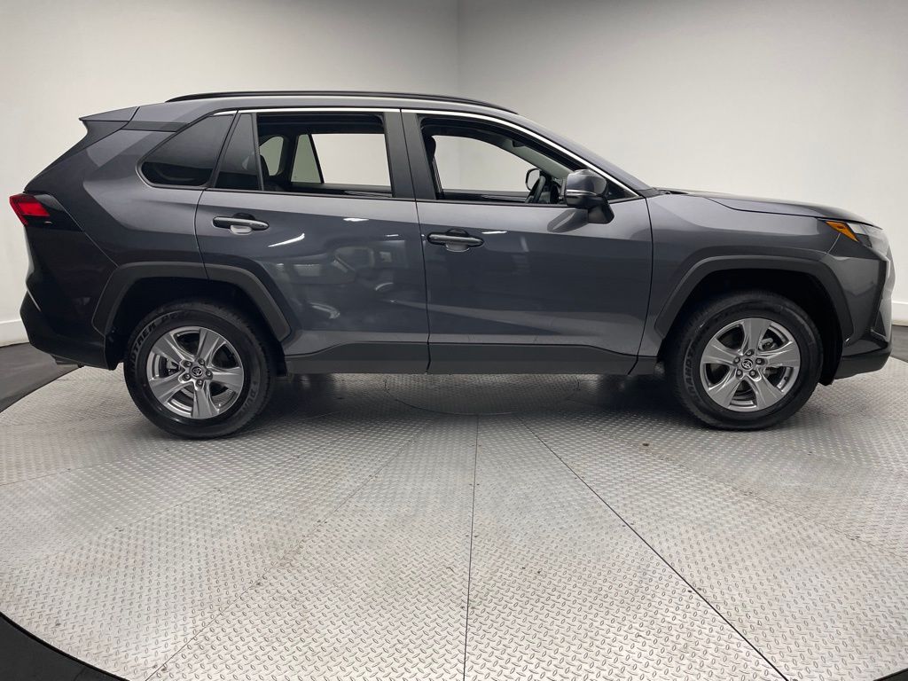 2024 Toyota RAV4 XLE 4