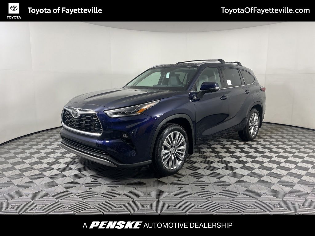Thumbnail: 2026 Toyota Highlander - 1