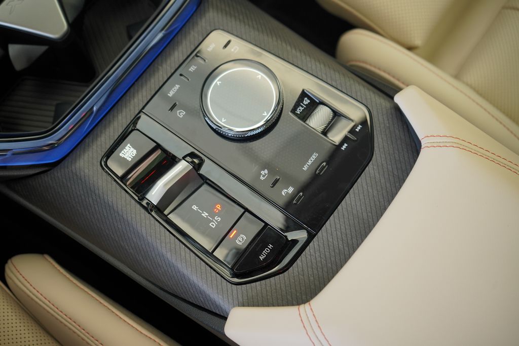 Thumbnail: 2026 BMW X3 - 18