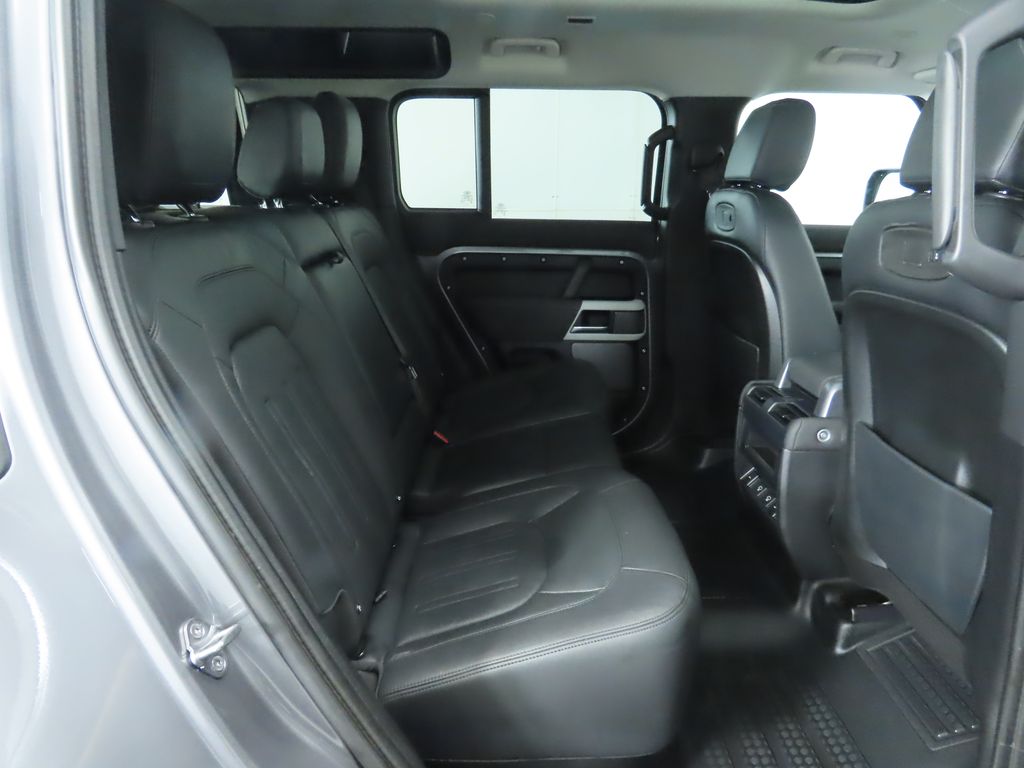 Thumbnail: 2022 Land Rover Defender - 22