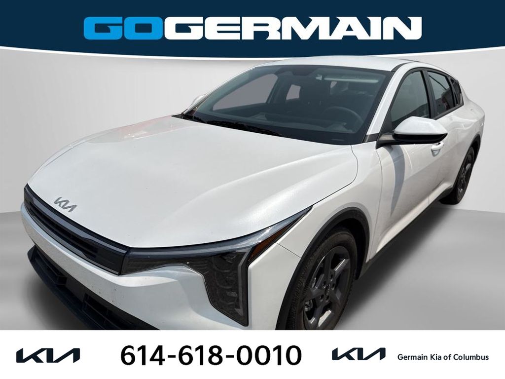 2026 Kia K4 LXS FWD