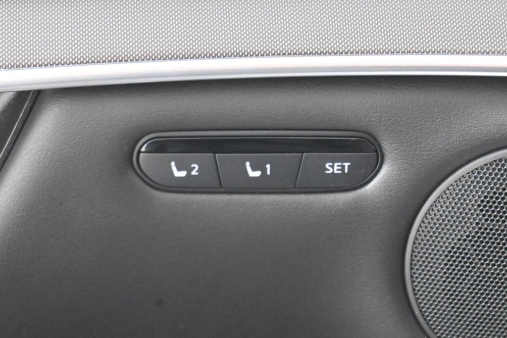 Thumbnail: 2023 INFINITI QX50 - 27