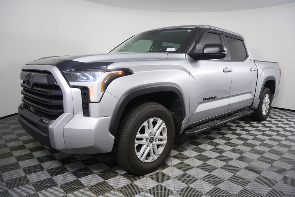 Thumbnail: 2024 Toyota Tundra - 8