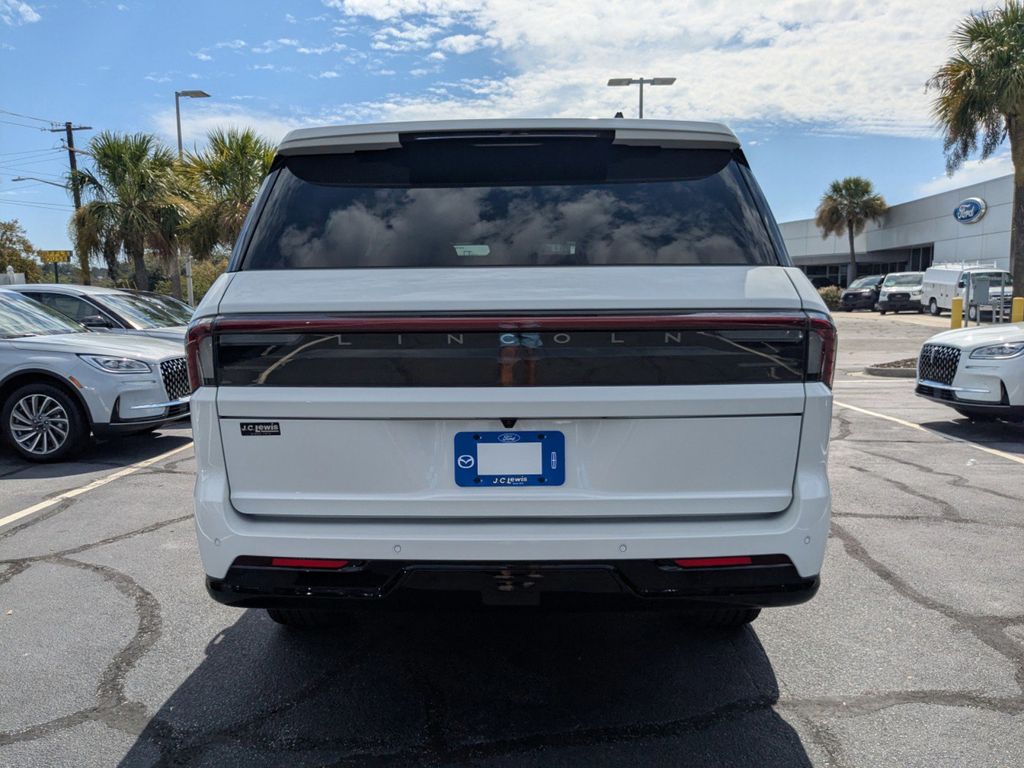 2025 Lincoln Navigator Reserve L