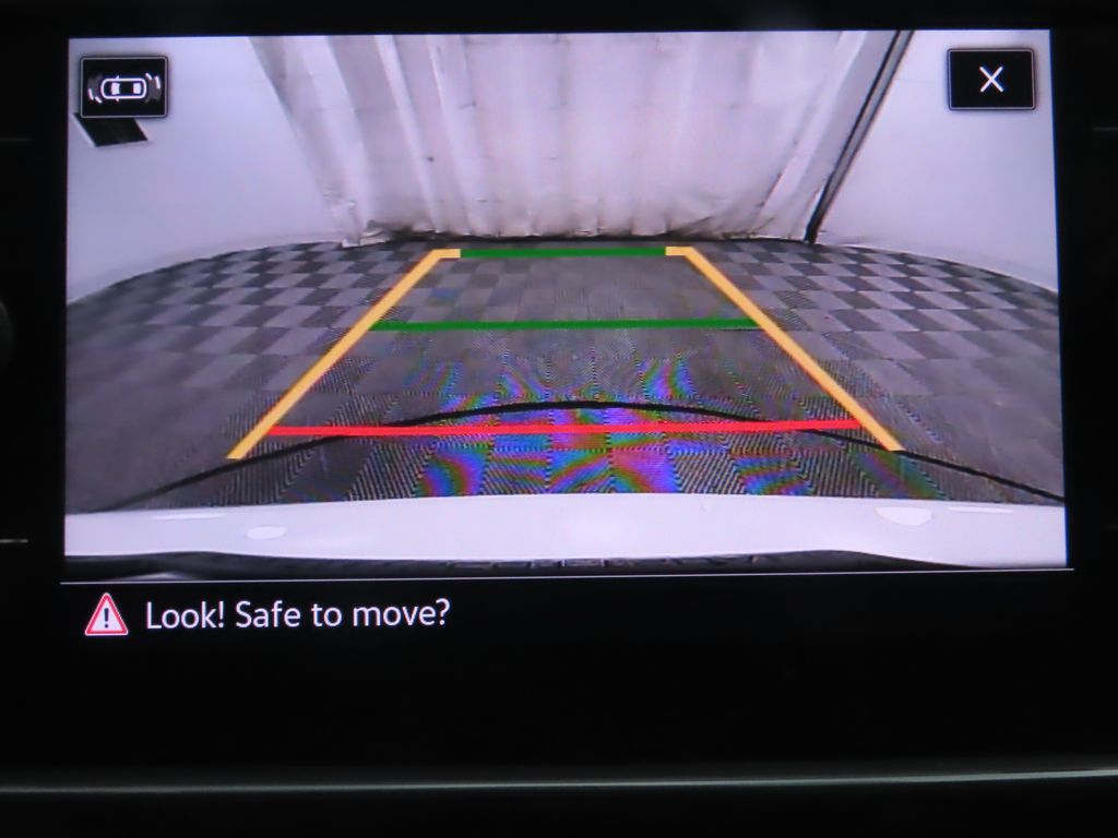 Thumbnail: 2022 Volkswagen Taos - 16