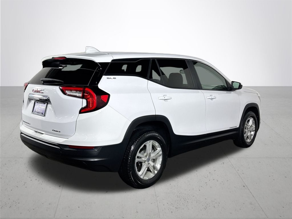 2022 GMC Terrain SLE